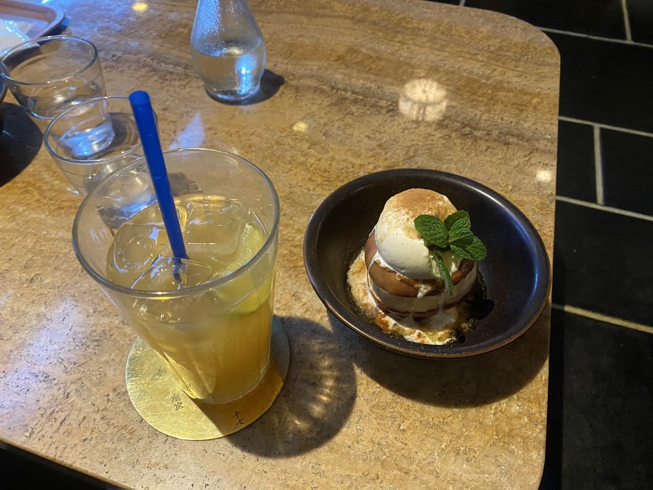 Cafe Bibliotic Hello!